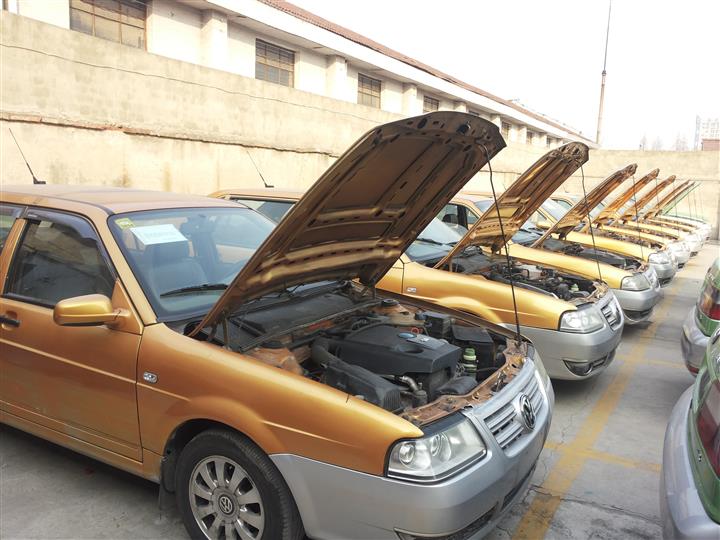 上海強(qiáng)新將下線出租車轉(zhuǎn)型新寵 二手桑塔納志俊的市場亮點(diǎn)凸顯供應(yīng)熱度